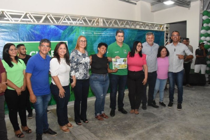 Emanuel entrega maior CEIC de Cuiabá e destaca atendimento prioritário aos bairros mais distantes do centro
