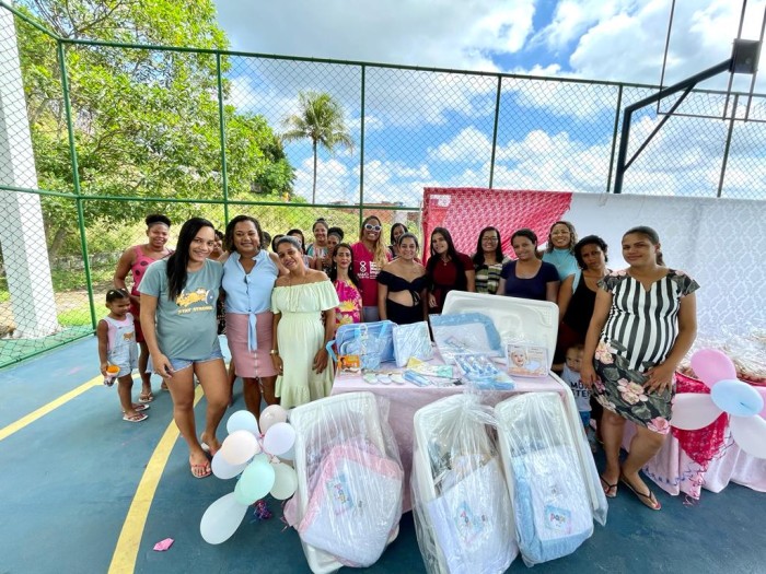 Gestantes acompanhadas pelo Cras Phoc ganham Kit Enxoval