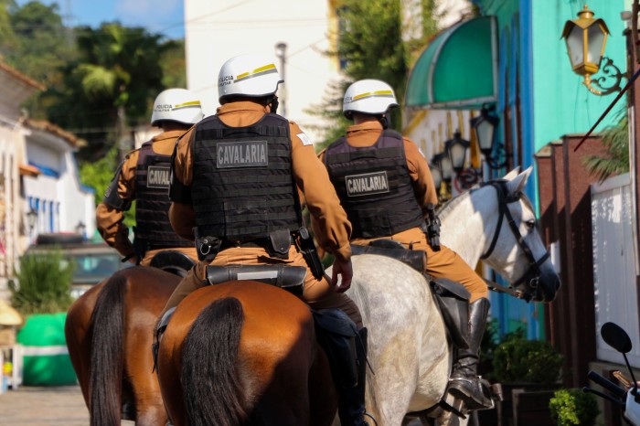 CAVALARIA  Conheça o Regimento de Polícia Montada da PMPR 