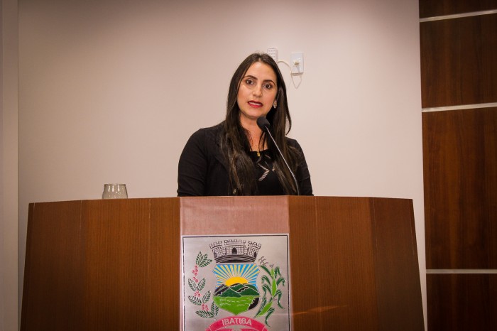 Vereadora Emiliane Ribeiro convoca população no combate ao mosquito Aedes aegypti