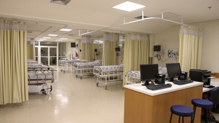 Governador inicia dia de entregas em Passo Fundo com a inauguração da nova emergência do Hospital de Clínicas