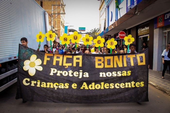 Passeata Faça Bonito em Iúna incentiva a denúncia de abusos contra crianças e adolescentes