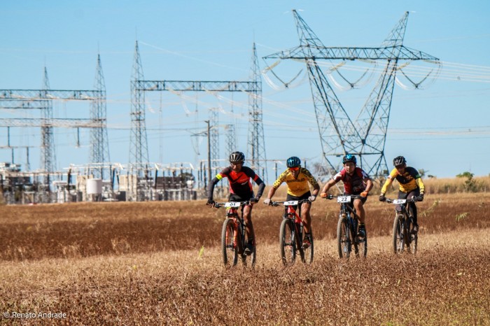 Cerrados Ride reúne atletas do ciclismo do Piauí e outros estados do Brasil