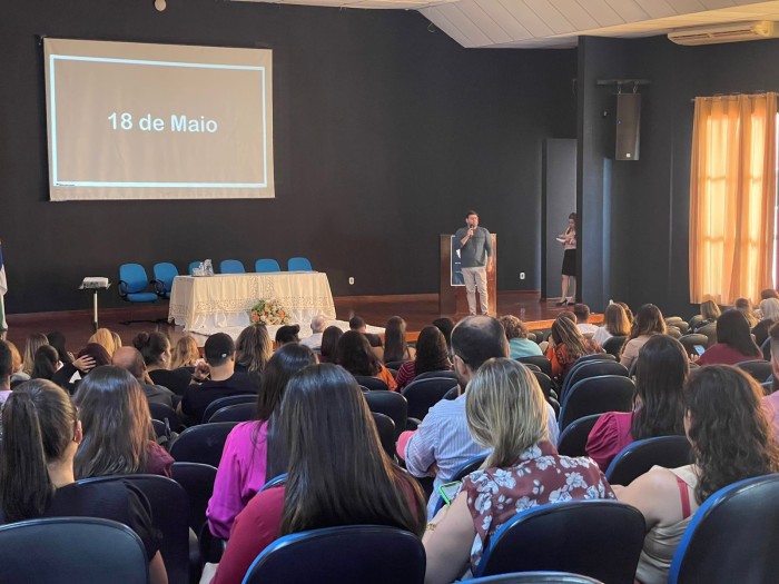 Profissionais dos serviços de saúde mental do município participaram de Simpósio no Dia Nacional da Luta Antimanicomial