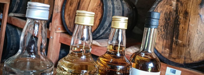 Dia da Cachaça Mineira: Secretaria de Agricultura lança série de vídeos sobre a produção artesanal em alambiques