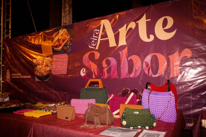 Feira Arte e Sabor reuniu expositores de comidas e artesanatos neste fim de semana