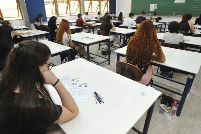 UEL divulga relação de mais 145 aprovados no Vestibular 2023