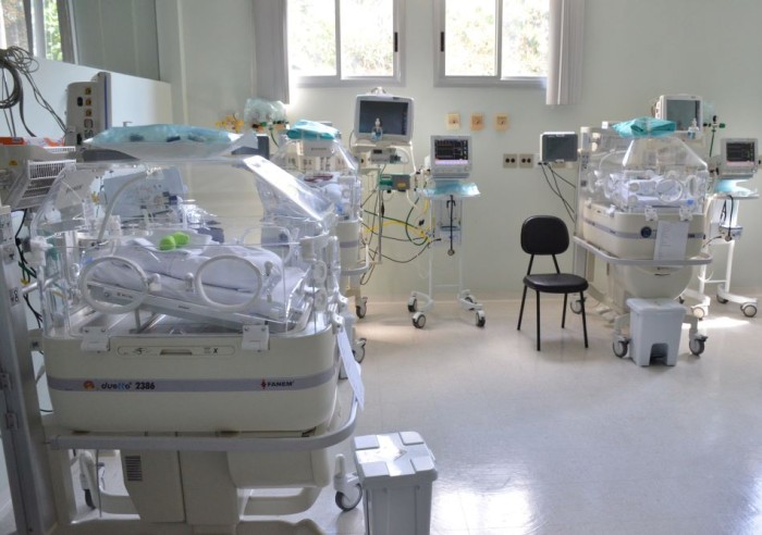 Governo duplica número de leitos neonatais do Hospital Regional de São José e contrata 48 profissionais para o Infantil