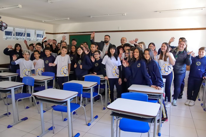 Substituição de salas de madeira: Governo entrega 50 novos espaços a colégios estaduais