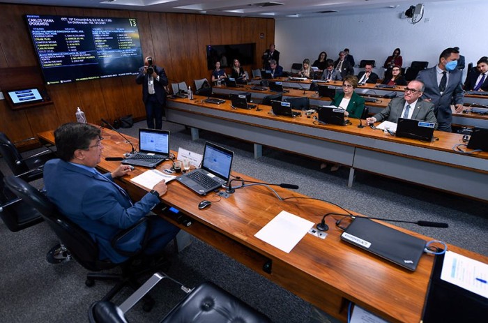 CCT simplifica importação de materiais para pesquisa científica