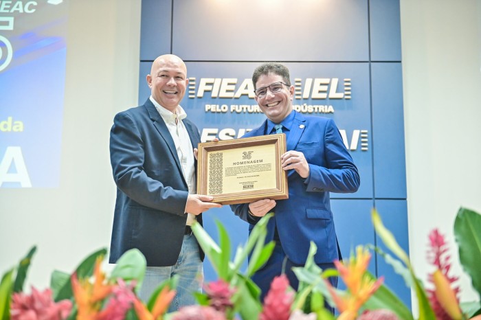 Governador Gladson Cameli é homenageado pela Fieac em comemoração ao Dia da Indústria
