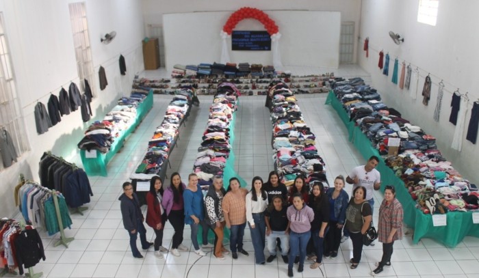 Campanha do Agasalho do Provopar distribui mais de 5 mil peças de roupas, calçados, agasalhos e cobertores para famílias de Ibaiti