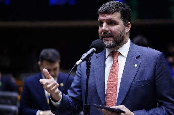 Frentes parlamentares divulgam nota de apoio a Arthur Lira