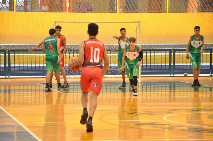 Jogos da Juventude do Paraná 2023 reúnem 12 mil participantes e começam nesta quinta