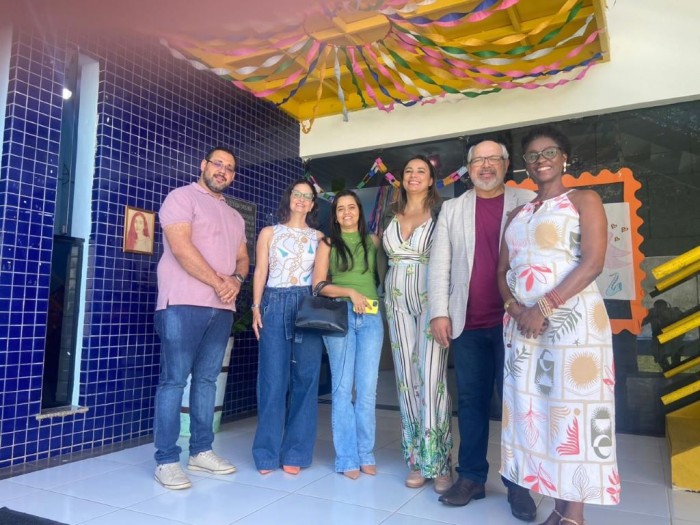 Smed realiza visita técnica a escolas municipais de Salvador para conhecer sistema de distribuição de merenda