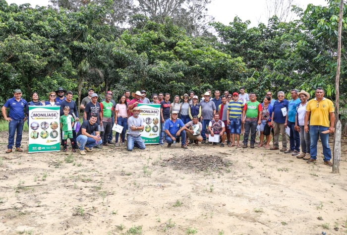 Estado realiza atividades educativas de combate a praga agrícola no Juruá