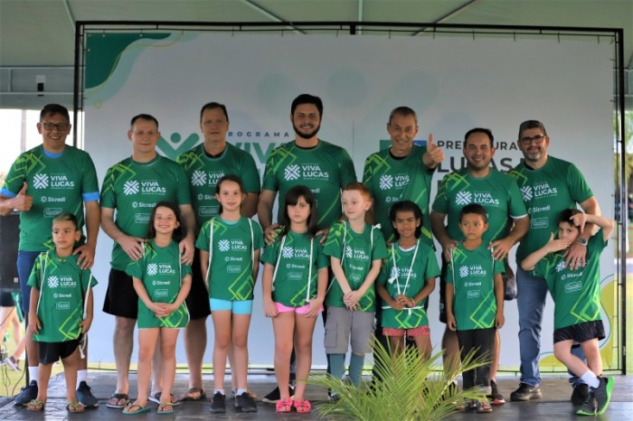 Secretaria de Esporte e Lazer realiza a entrega de kits esportivos em Lucas do Rio Verde