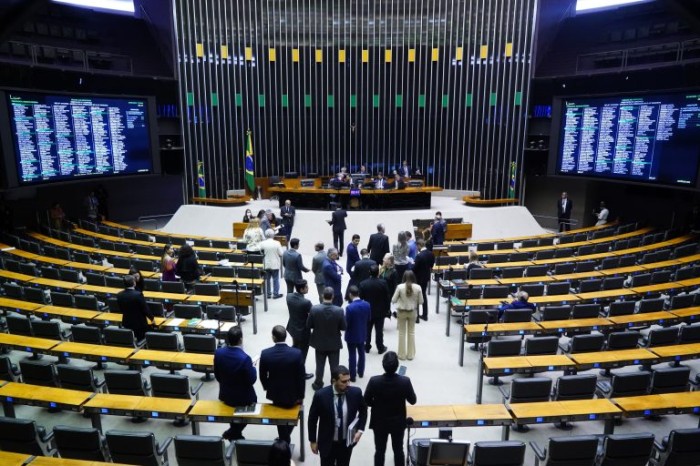 Câmara pode votar MP do programa Minha Casa, Minha Vida nesta quarta-feira