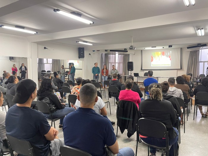 Vigilância Sanitária realiza curso de boas práticas de manipulação de alimentos