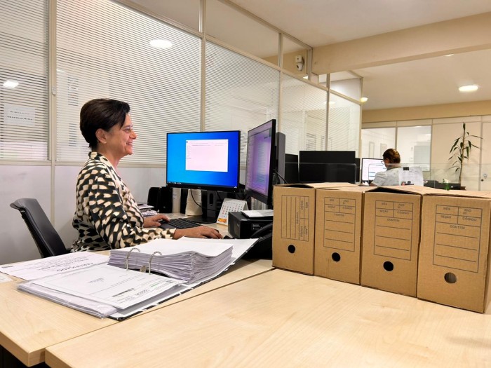 Dia Internacional dos Arquivos: trabalho de servidora recupera a memória da Assistência Social em Santa Catarina