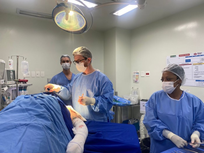 Mutirão da Saúde: Cirurgias ortopédicas realizadas no Hospital Celso Ramos aliviam espera de mais de cinco anos