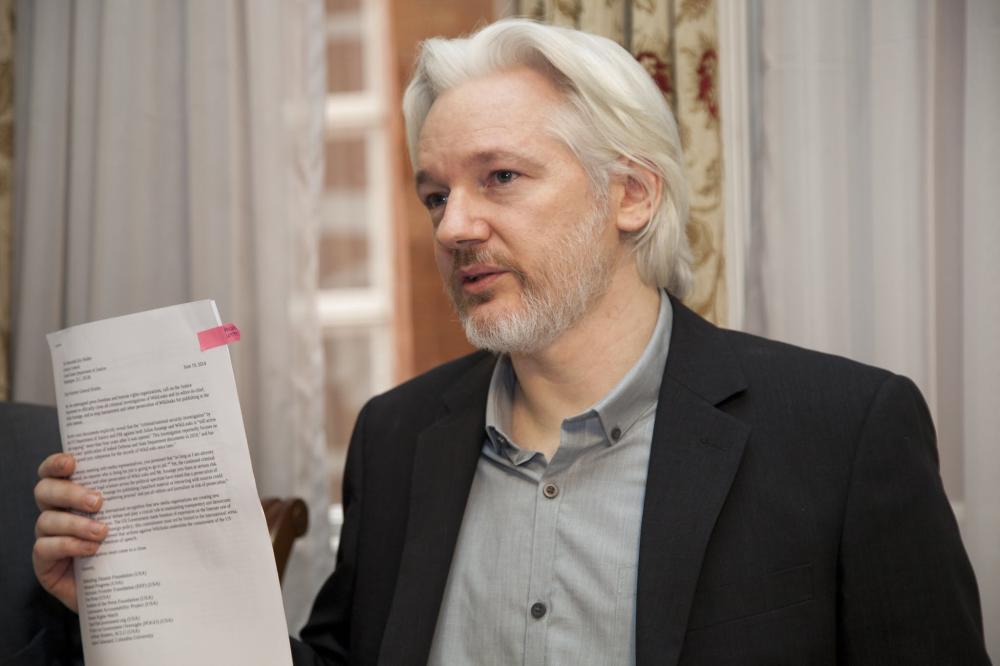 Instituto Vladimir Herzog repudia decisão do governo britânico de extraditar Julian Assange.