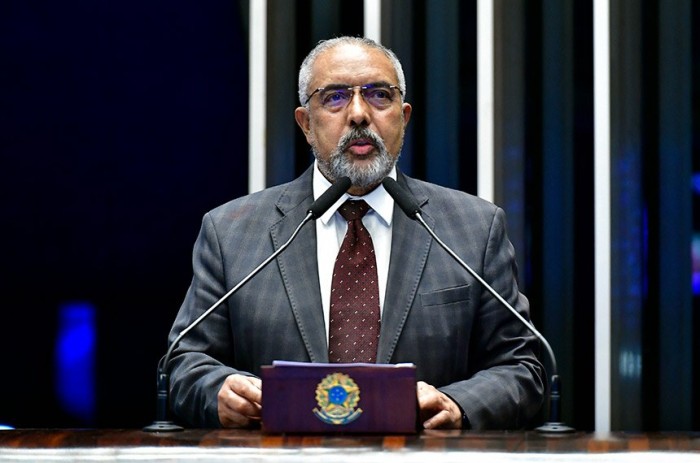 Paim celebra relançamento do programa Minha Casa, Minha Vida