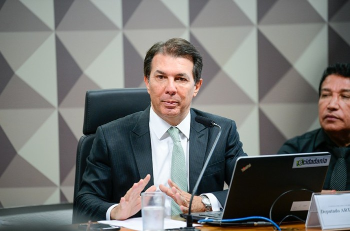 STF vai compartilhar processos com CPMI, diz presidente da comissão