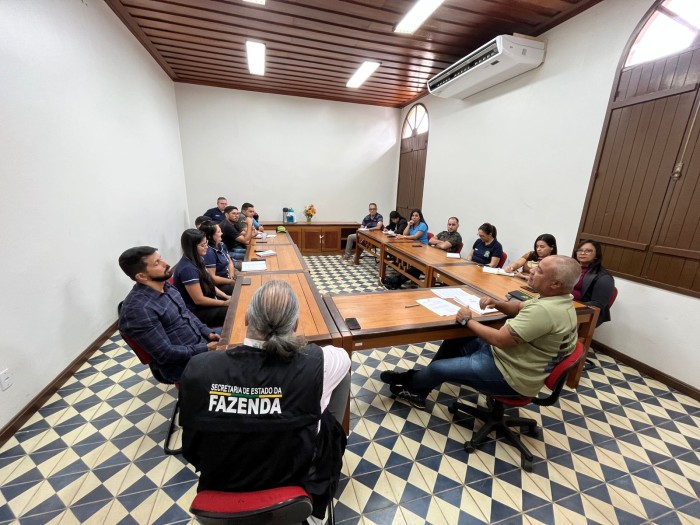 No interior, Sefaz orienta produtores rurais e donos de frigoríficos sobre obrigatoriedade de nota fiscal