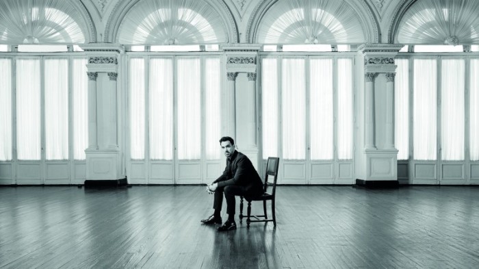 Com regência do uruguaio Martín Jorge, próximo concerto da Ospa tem solos de viola e contrabaixo