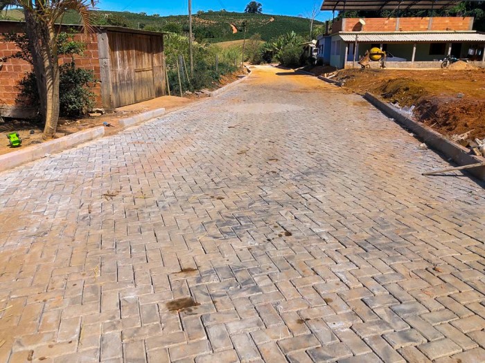 Prefeitura finaliza pavimentação em Nossa senhora das Graças