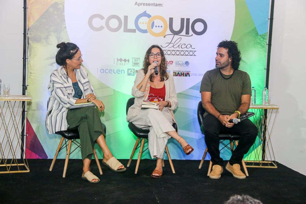 Em Cachoeira, atividade de Extensão da FLICA. 