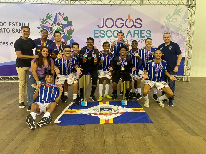 TIME DE FUTSAL DE GUAÇUÍ CONQUISTA O TÍTULO DE TRICAMPEÃO NA FASE ESTADUAL DOS JOGOS ESCOLARES