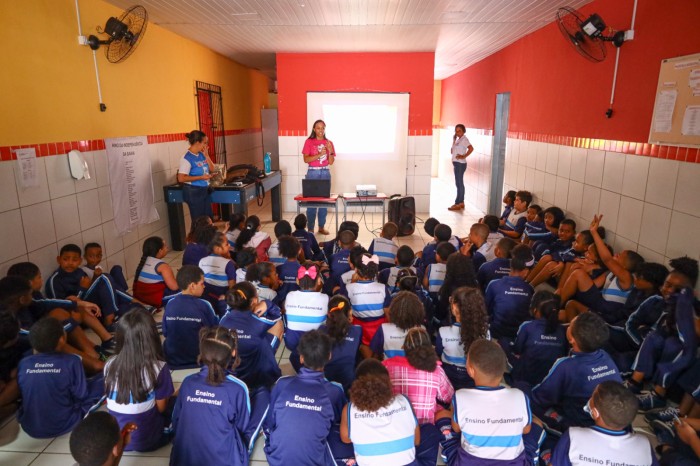 Prefeitura promove ação contra a dengue com palestras nas escolas municipais