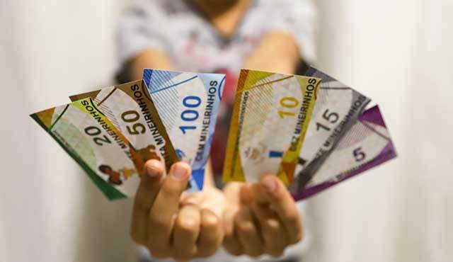 Programa de educação ambiental do governo cria moeda para debater o consumo 