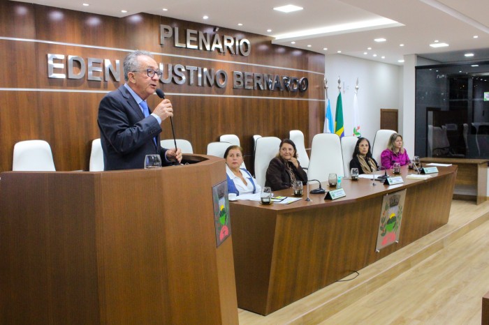 Câmara realiza Sessão Solene em homenagem ao Dia Municipal da Confraternização Espírita