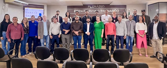 Vereadores participam de Reunião de Apresentação sobre o Parecer Prévio do Tribunal de Contas