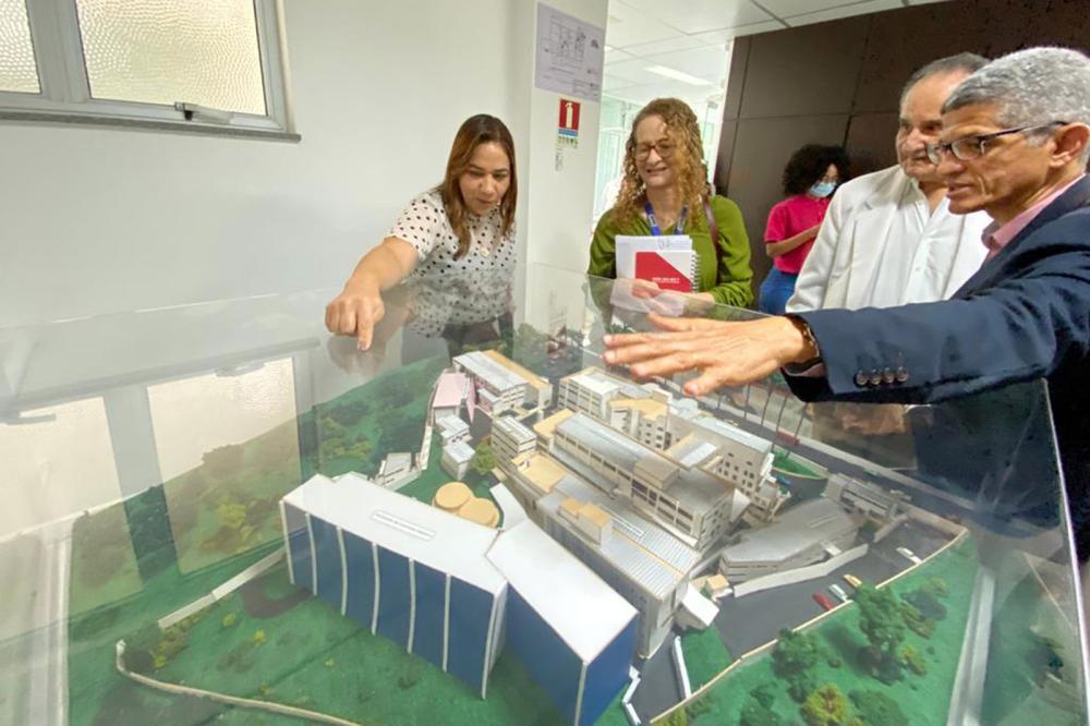 Hospital Aristides Maltez ampliará atendimento a pacientes com câncer em 30% com apoio do Governo do Estado.