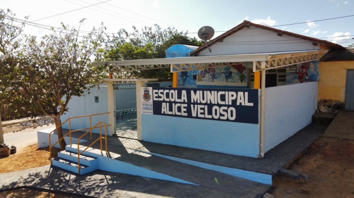 Prefeitura reinaugura Escola Alice Veloso no povoado da Roseira nesta sexta