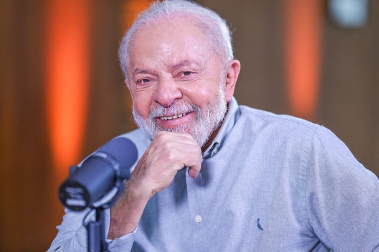 Presidente Lula anuncia criação do Ministério da Pequena e Média Empresa.