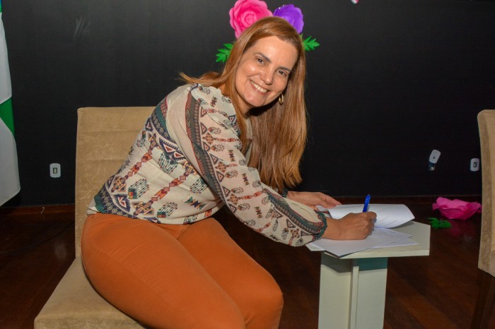 Prefeitura sanciona lei que cria unidade de acolhimento para mulheres vítimas de violência com riscos de morte