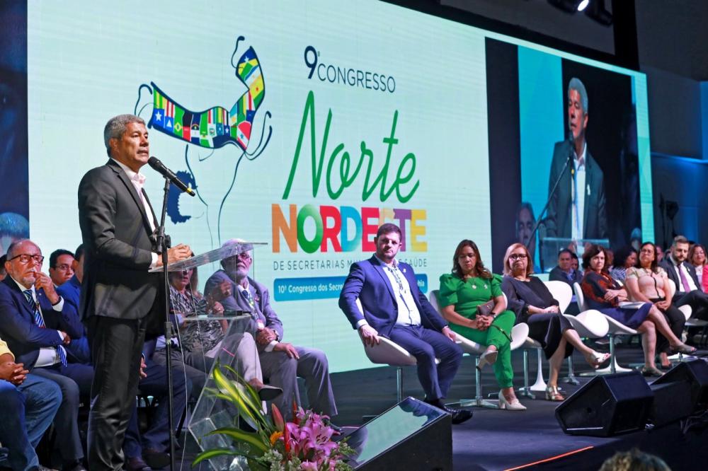 Abertura de congresso regional de saúde, que acontece em Salvador, teve participação do governador Jerônimo Rodrigues e da ministra Nísia Trindade.