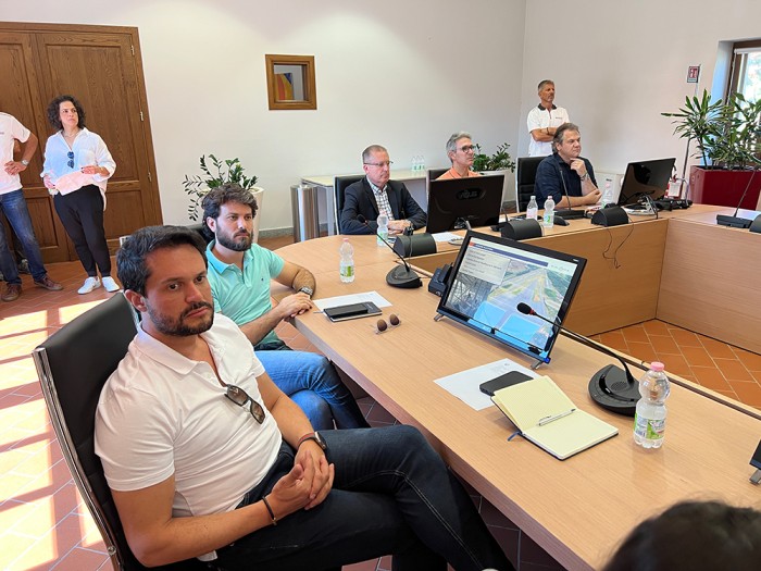 Grupo Stellantis investe R$ 8,5 bilhões em motores de baixa emissão em Minas Gerais