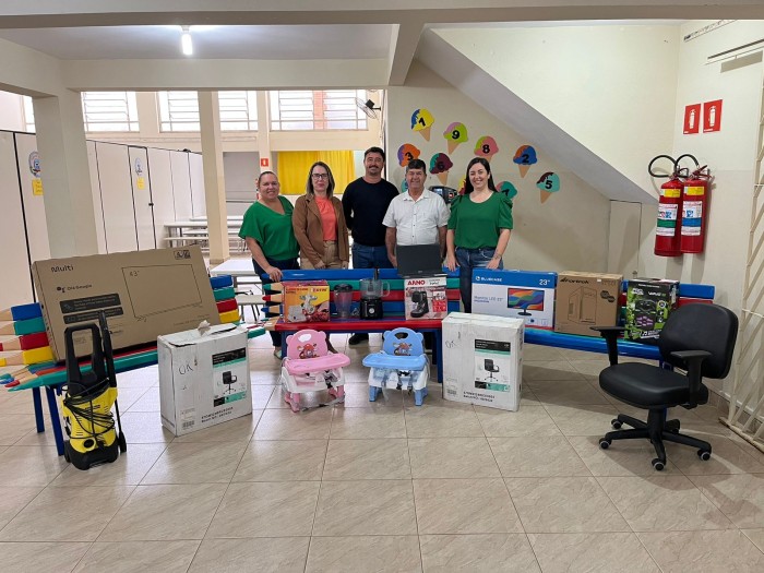 PREFEITURA DE GUAÇUÍ REALIZA ENTREGA DE EQUIPAMENTOS PARA CEMEI CRECHE DONA NIQUITA