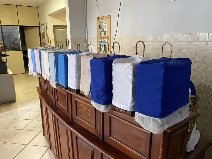 Homem que criava curiós em cativeiro é autuado