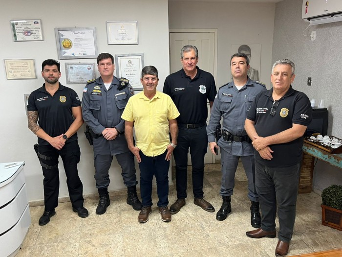 GUAÇUÍ RECEBE SECRETÁRIO DE ESTADO DE SEGURANÇA PÚBLICA E DEFESA SOCIAL