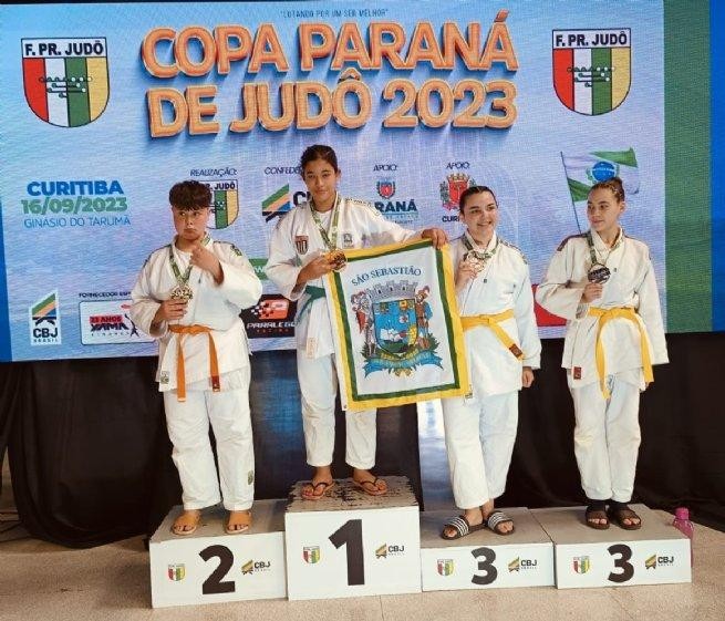 Atleta sebastianense é campeã da Copa Paraná de Judô