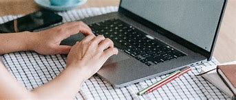 Pinpoint da Abraji traz documentos de investigações do STF sobre o ex-presidente Bolsonaro, seus aliados e subordinados; e de clubes de tiro.