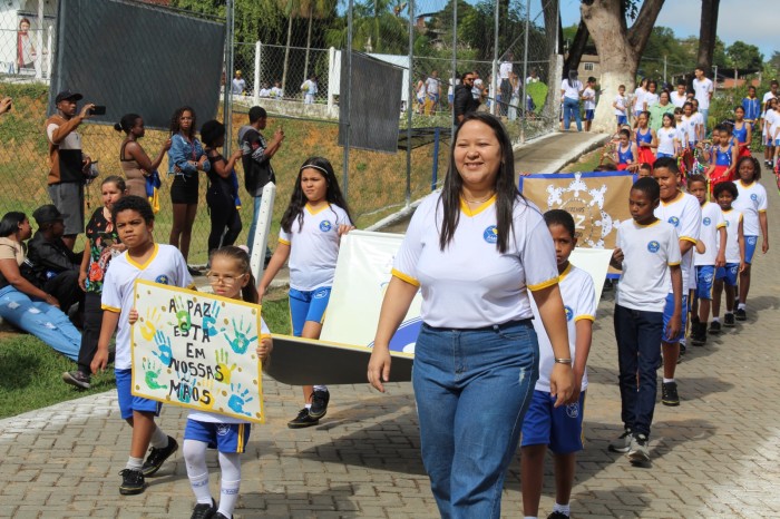 PROGRAMA INTEGRAÇÃO AABB COMUNIDADE PROMOVE "MOMENTO CÍVICO" COM ALUNOS