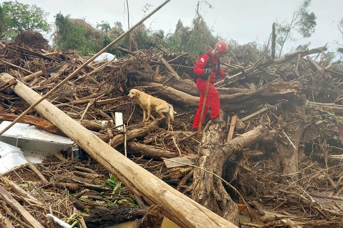 Paraná renova equipe no domingo e mantém missão de apoio ao Rio Grande do Sul